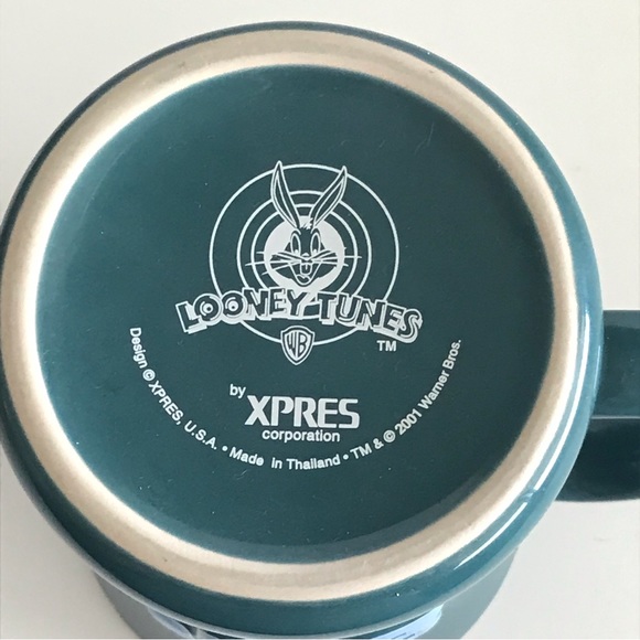 LOONEY TUNES 3D Bugs Bunny Coffee Mug - Warner Bros. 2001 - Picture 9 of 12